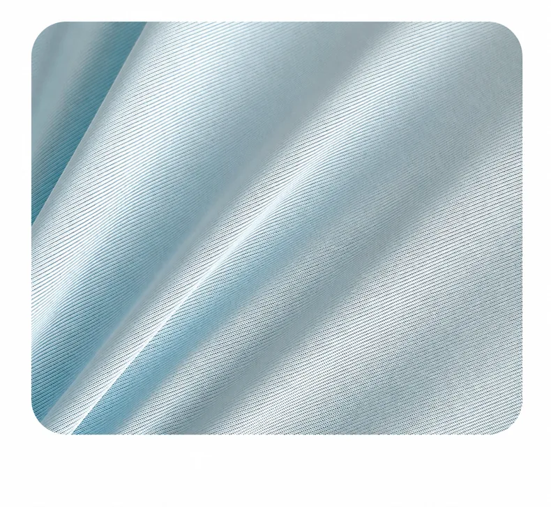 Smooth knitted cover fabric