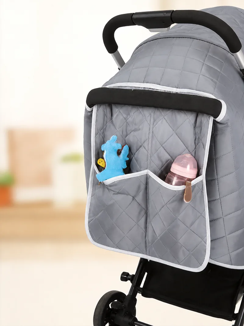 Large storage pocket on the back