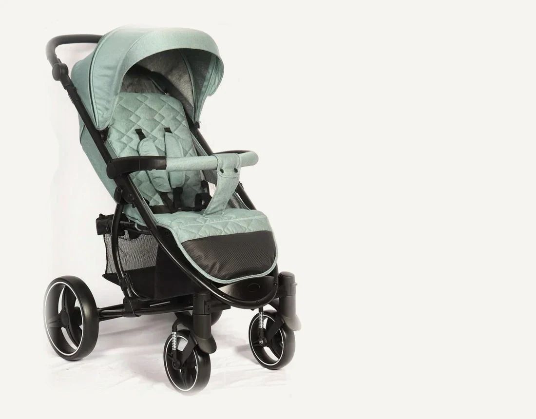 Wózek model SL-461, ujęcie studyjne trzy czwarte